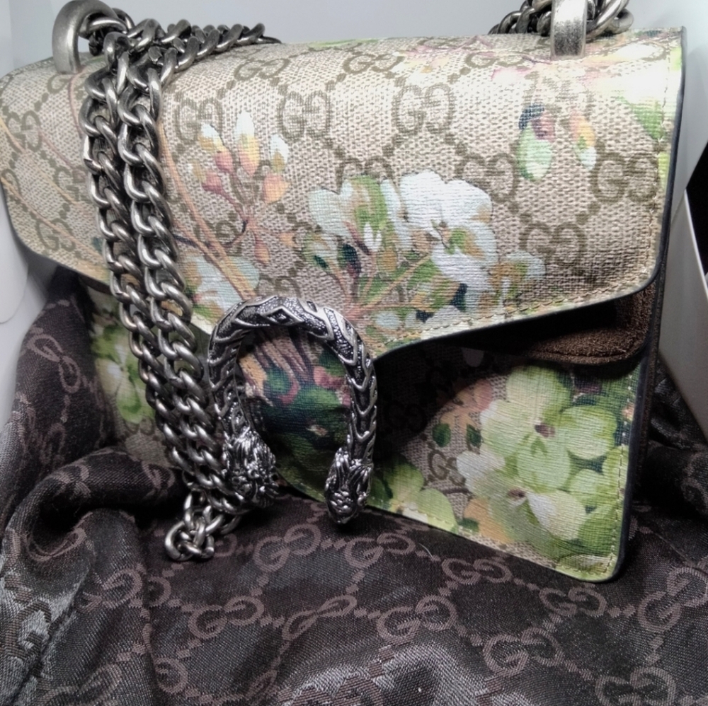Small leather handbag